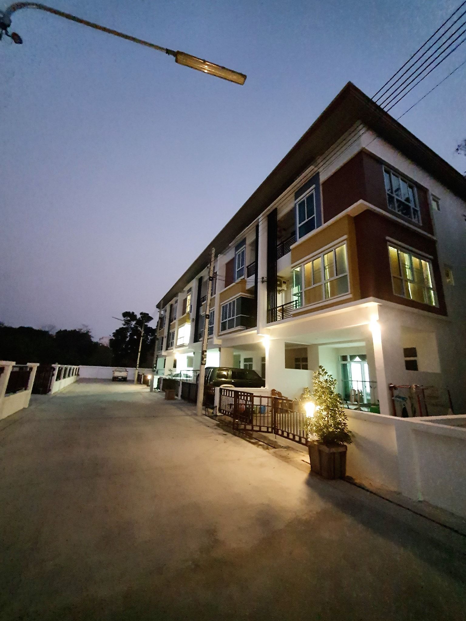 002-ขายทาวน์โฮมเลย เมืองเลย ทำเลดี เช่าได้ ใกล้โรงเรียนเลยพิทยาคม เมืองเลย 