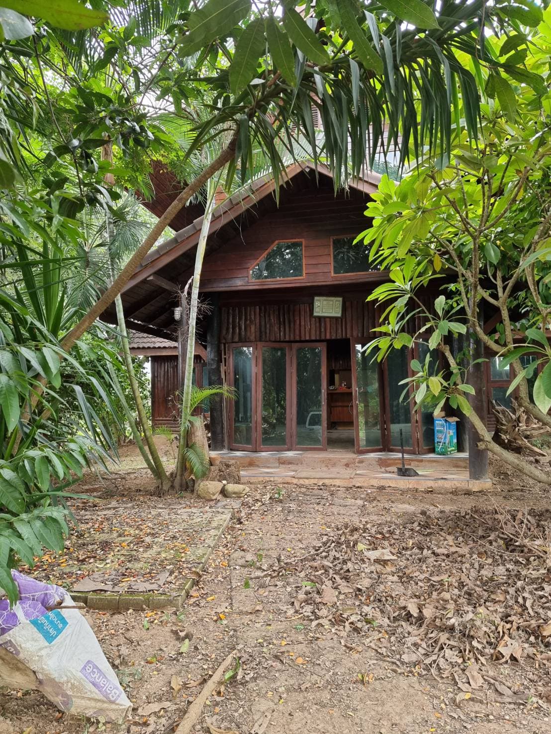 ที่ดินพร้อมบ้านสวน อ.สารภี จ.เชียงใหม่ 1-1-96 ไร่
