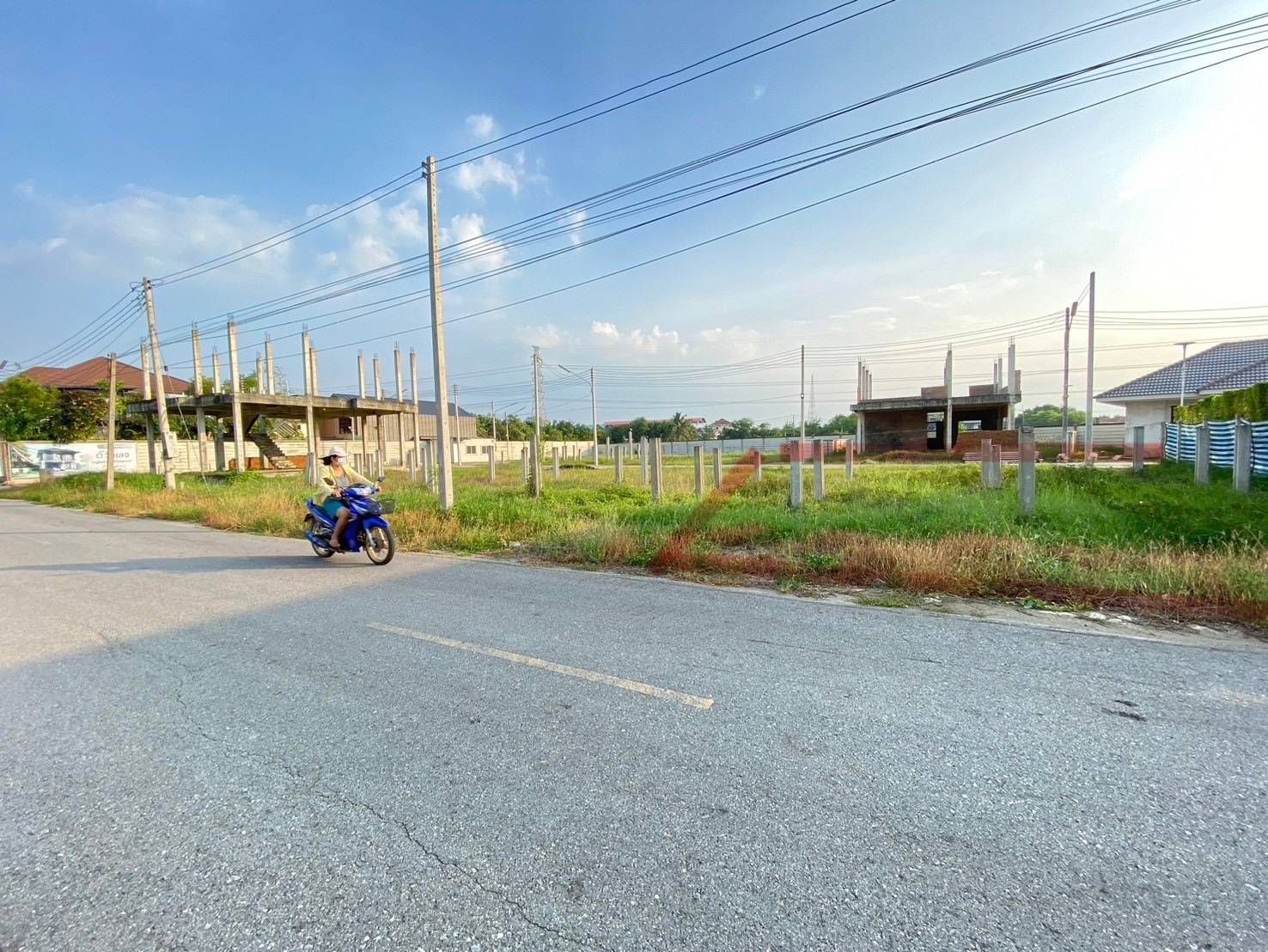 ที่ดินนครปฐมใกล้เซ็นทรัลนครปฐม(แปลง3) บนเนื้อที่ 62.80 ตร.ว
