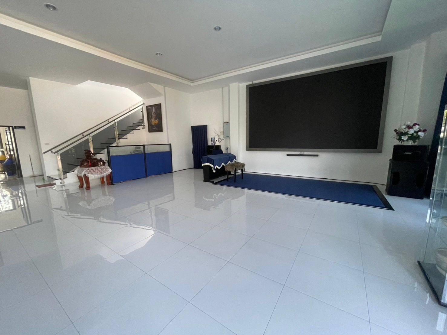 ขายบ้านกรุงเทพฯ เขตประเวศ บ้านเดี่ยว ทำเลงาม พร้อมเข้าอยู่อาศัยได้เลย 0-2-26 ไร่.