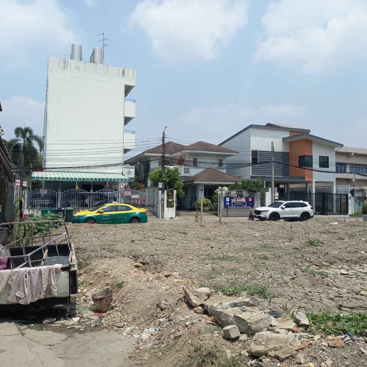 ขายที่ดินกรุงเทพฯ ลาดปลาเค้า 24 แยก 6 เขตบางกะปิ 0-1-41