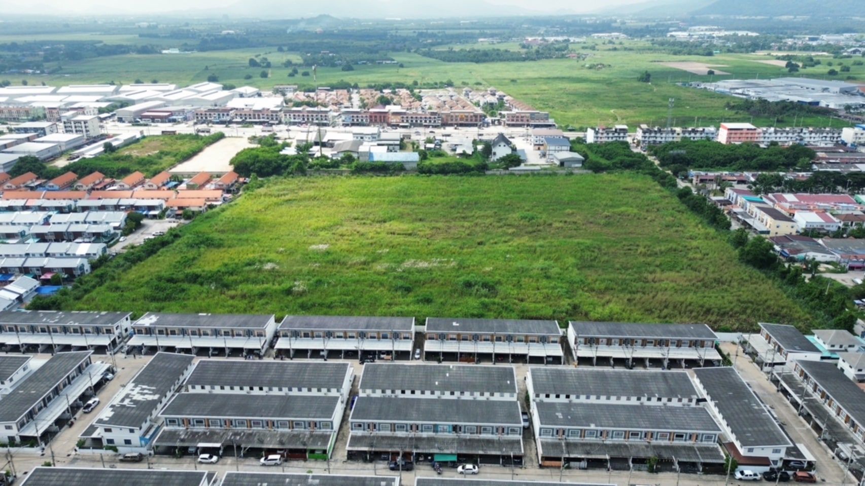 ที่ดิน30ไร่ สำหรับสร้างที่อยู่อาศัย