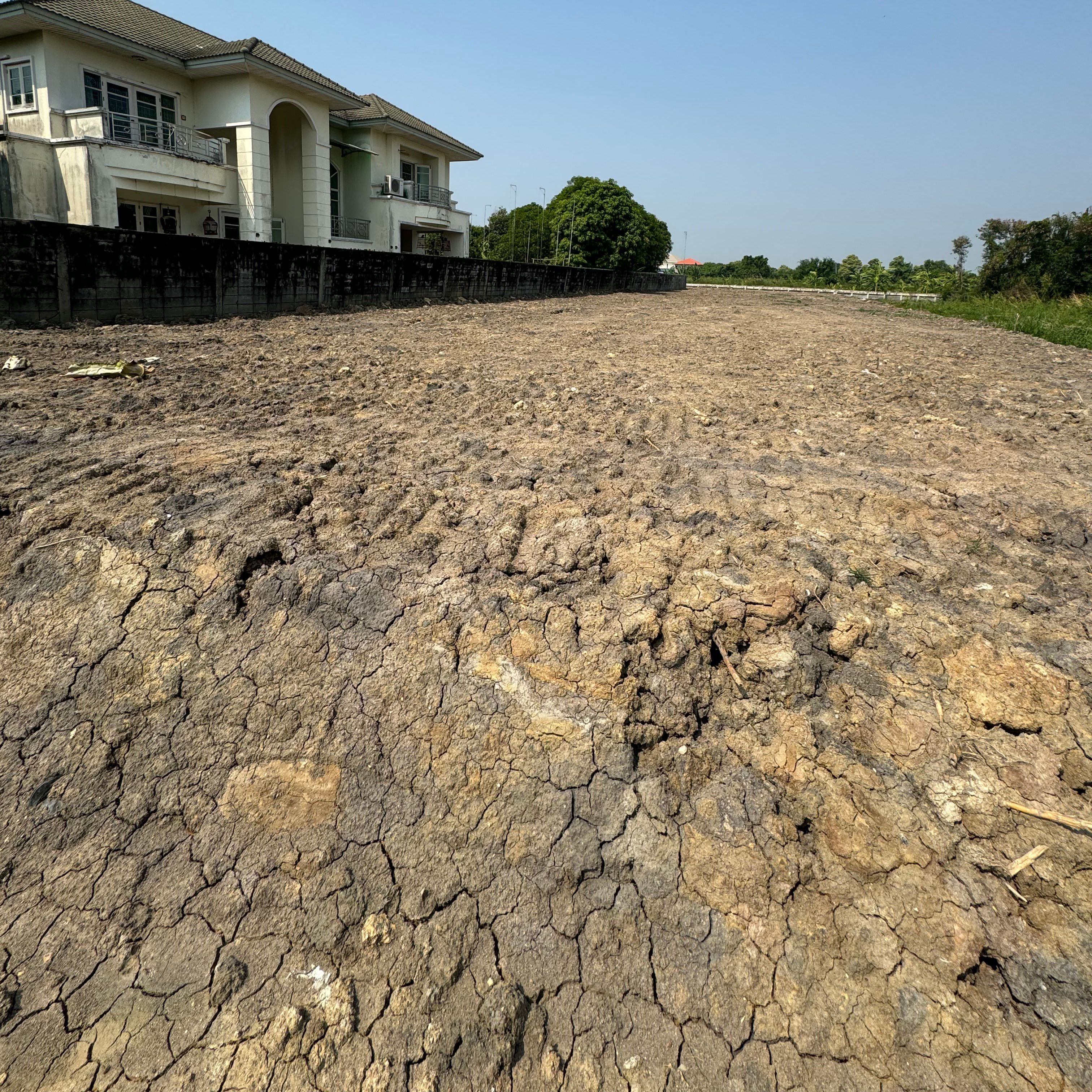ขายที่ดินซอยศาลาธรรมศพน์ 26