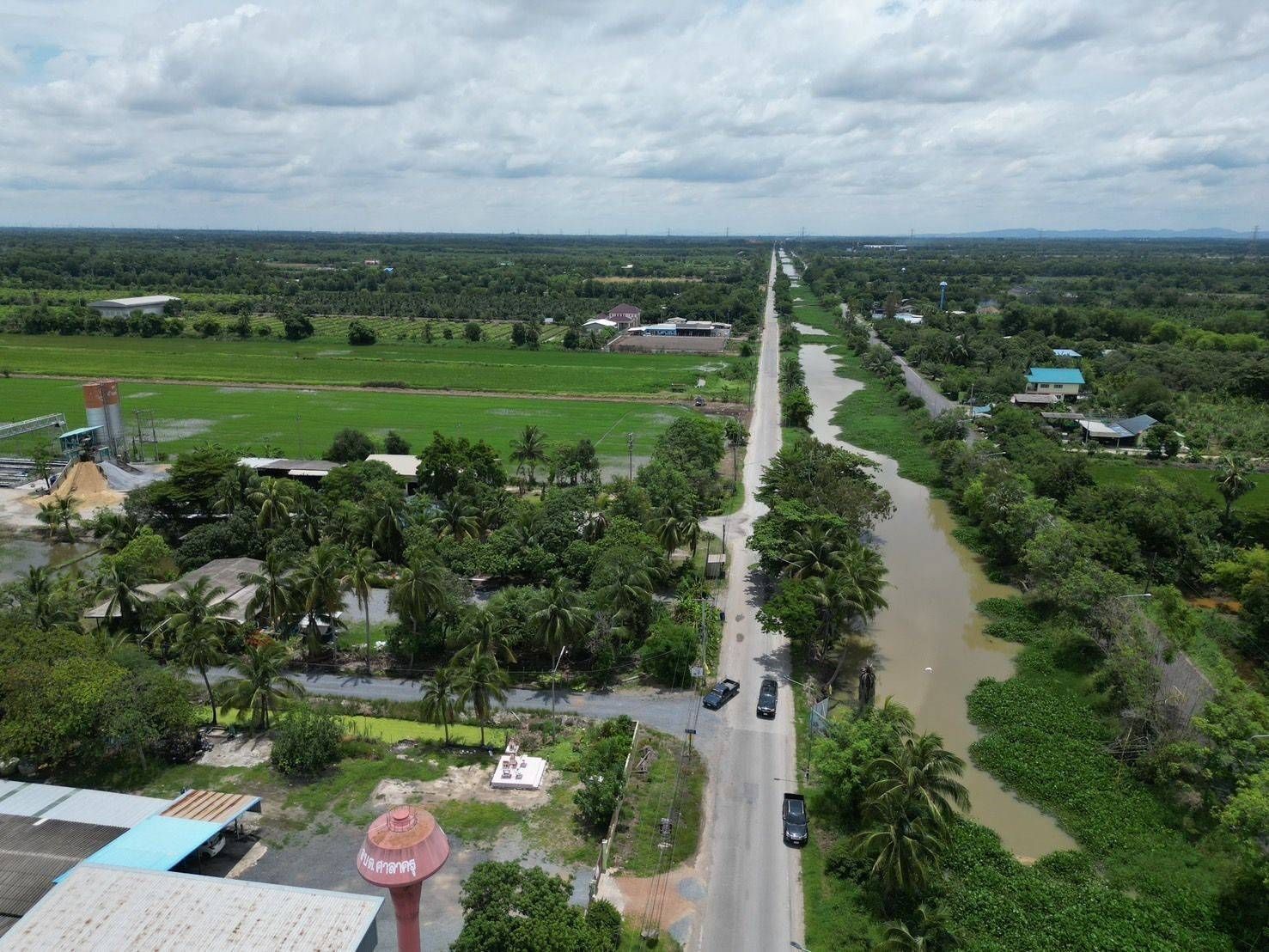 ที่ดินแปลงสวย คลอง 12 หนองเสือ จ.ปทุมธานี  เหมาะสำหรับสร้างบ้าน