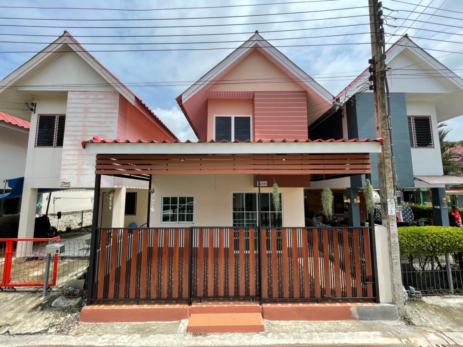 บ้านเดี่ยว สองชั้น ใหม่มาก สวย ลดราคา