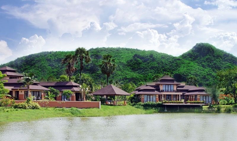ขายที่ดินประจวบคีรีขันธ์ แปลงสวยหน้ากว้าง ทำเลดีมาก หัวหิน ประจวบฯ 0-2-41.5