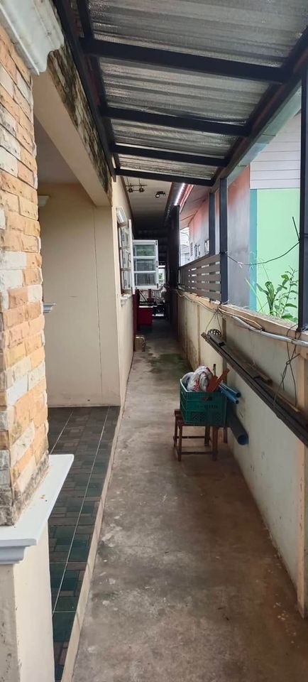 บ้านสองหลัง สภาพดี อุบลราชธานี 95.5 ตรว.