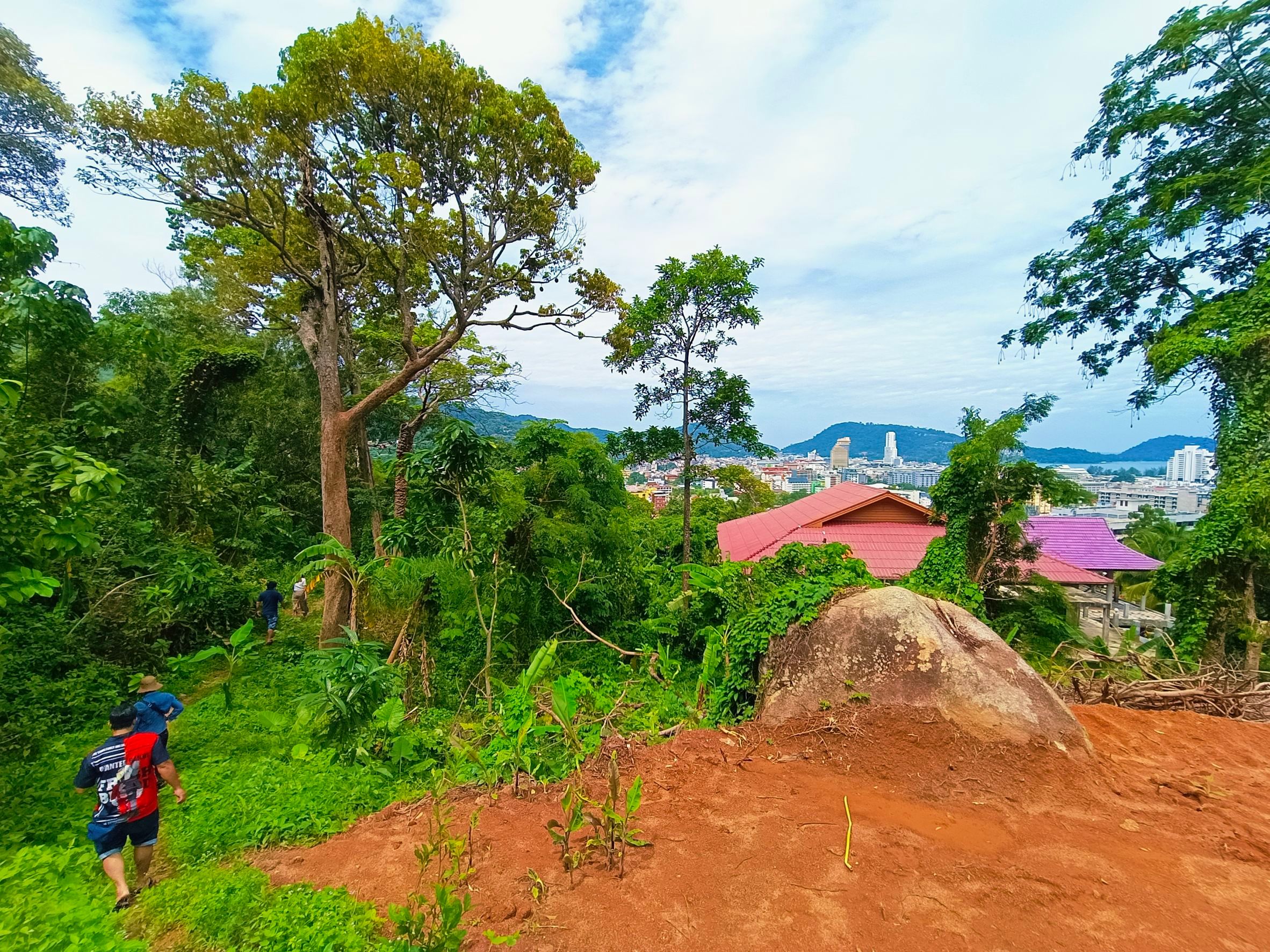 ผืนเดียวในภูเก็ต เชิงเขา Sea View ป่าตอง โฉนดครุฑแดง