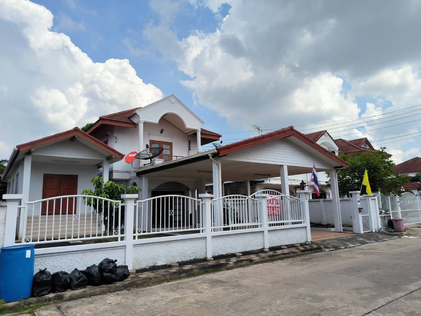 ขายบ้านเดี่ยว 100 ตรว. หมู่บ้านซื่อตรง ลำลูกกาคลอง2 ปทุมธานี