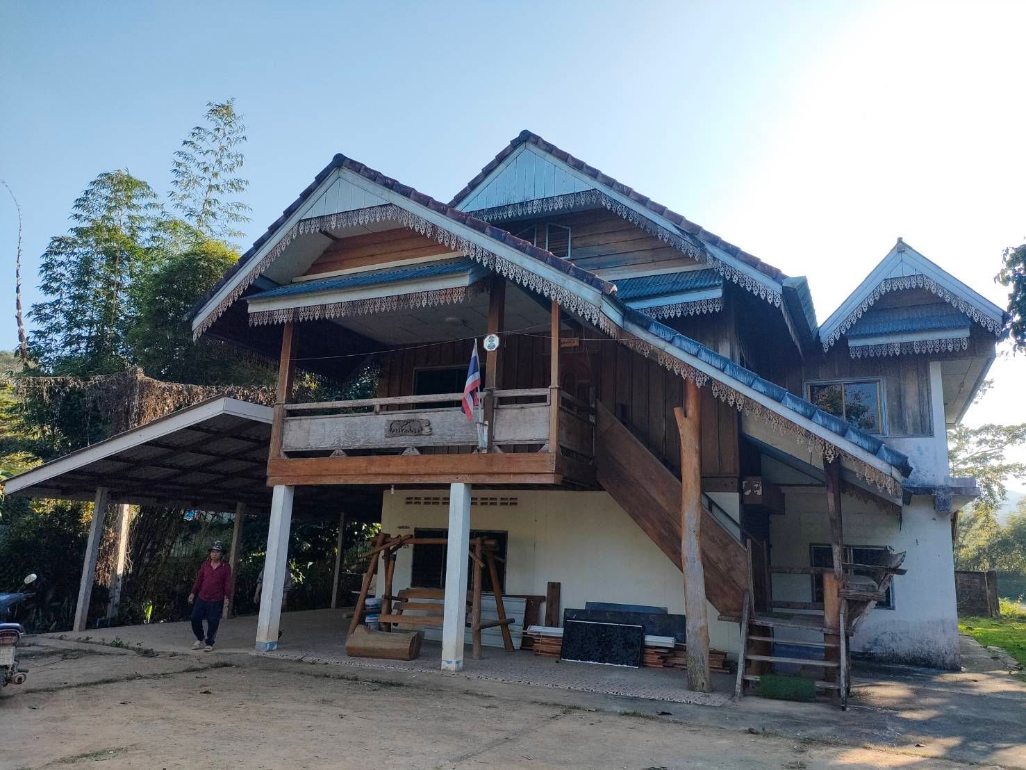 ขายบ้านสวนพร้อมที่ดิน 5 ไร่ ใกล้ตัวเมืองเชียงราย บ้านดอยฮาง ต.ดอยฮาง อ.เมือง