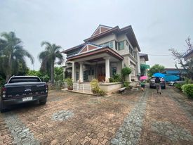 บ้านพร้อมที่ดิน เนื้อที่ 4 ไร่ครึ่ง สะพานสูง กทม 