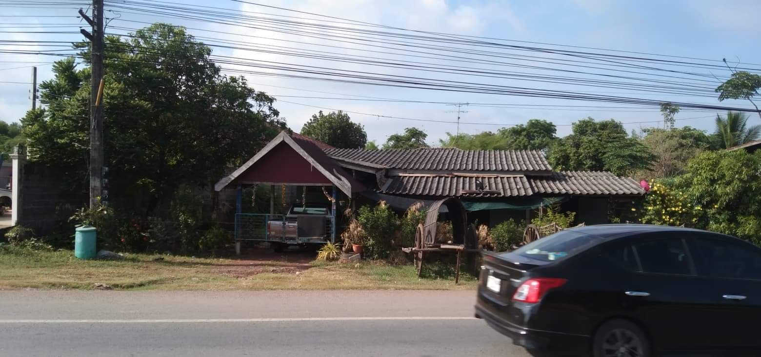 ที่ดินพร้อมปลูกสร้างปราจีนบุรี จ.ปราจีนบุรี อ.ประจันตคาม 1-0-87 ไร่