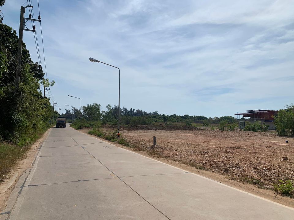 ที่ดินถมแล้ว  121 ตร.ว ใกล้หาดสุชาดา ระยอง