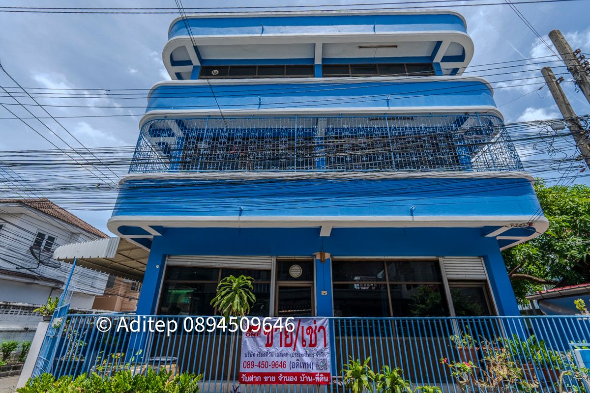 ขายด่วน! ตึก 3 ชั้น 40 ตรว. แปลงหัวมุม ซ.วัดกู้ ปากเกร็ด ทำเลทอง เหมาะทำหอพัก ใกล้รถไฟฟ้าสายสีชมพู! ท่าน้ำปากเกร็ด 