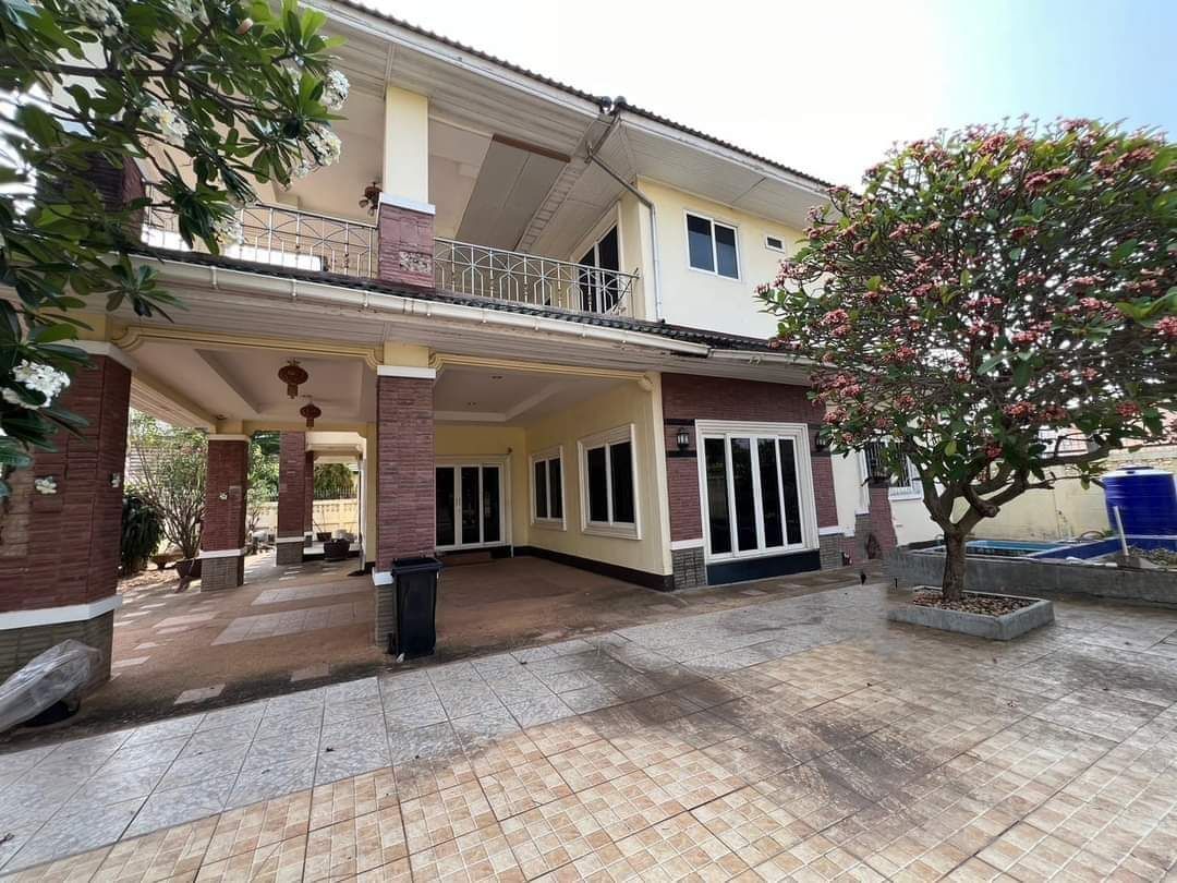 001-ขายบ้านกลางเมืองอุดรธานี บ้านหลังใหญ่ เนื้อที่2งาน  ติดถนนวงแหวน เดินทาง3นาที ถึงบิ๊กชีสันตพล