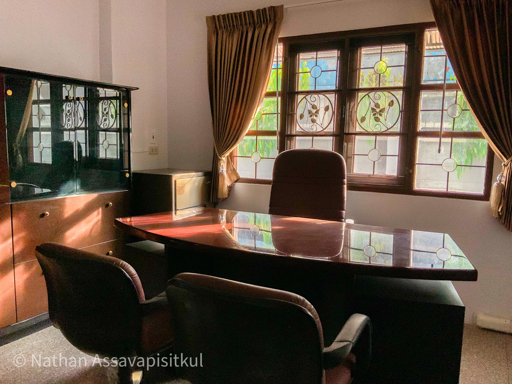 บ้านทำเลทอง หลังหรู กทม  0-1-30