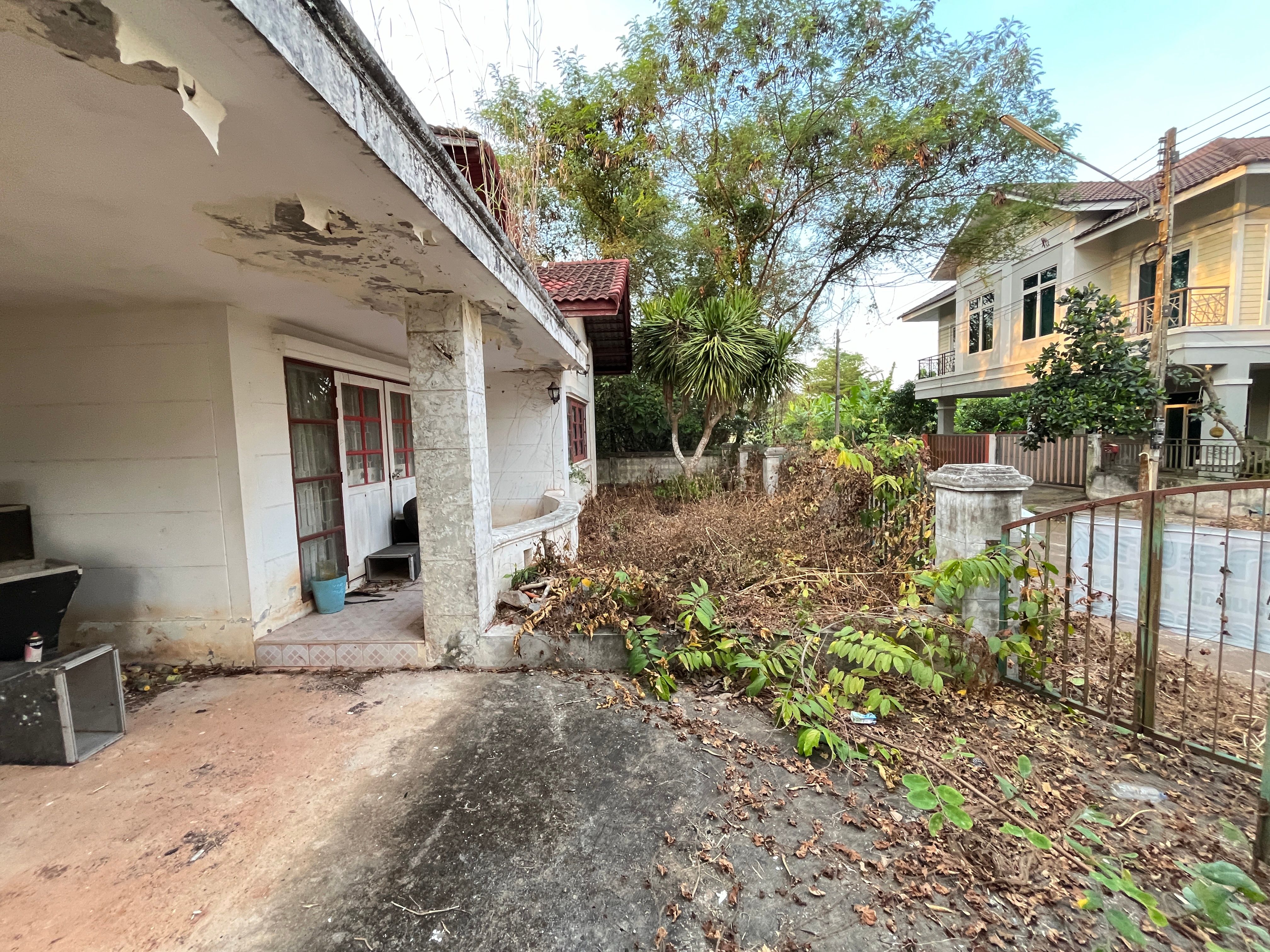 ขายบ้านสุราษฎร์ธานี บ้านเดี่ยวชั้นเดียว(ขายตามสภาพ) ทำเลดี มีความเป็นส่วนตัว