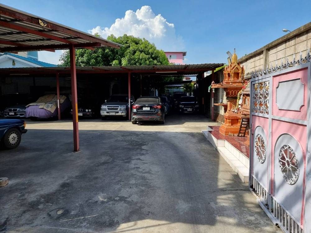 ขายที่ดินกรุงเทพ แปลงสวยใจกลางเมือง เหมาะลงทุนมาก บางกอกน้อย กทม. 0-1-89