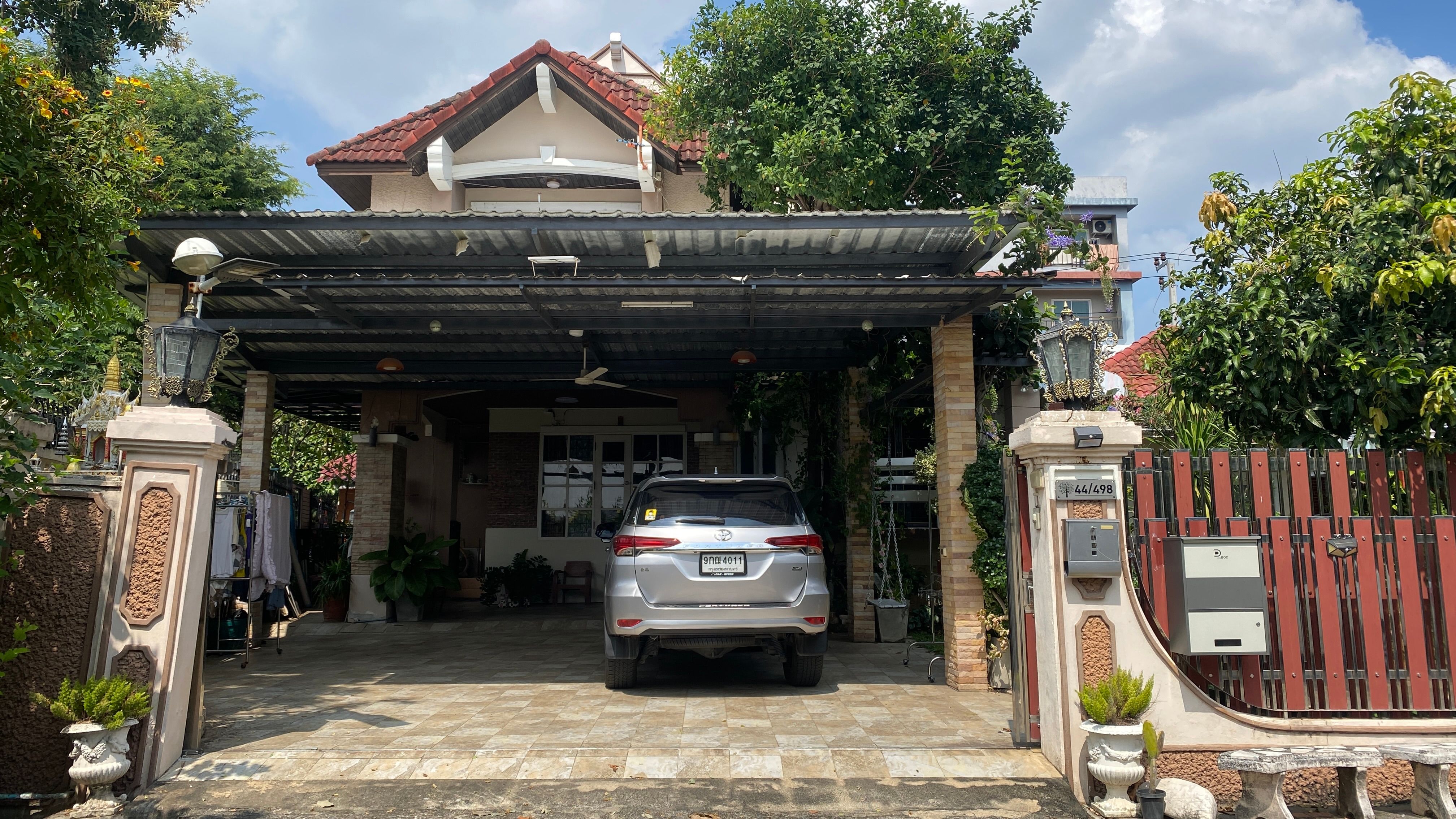 ขายบ้านกรุงเทพฯ เขตบางกะปิ บ้านเดี่ยว นพรัตน์วิล