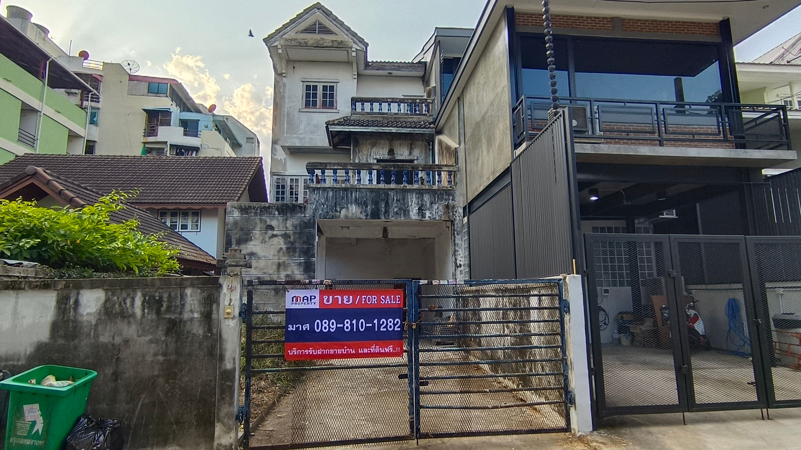 ขายถูกทาวน์โฮมใกล้สถานีรถไฟฟ้ามัยลาภ