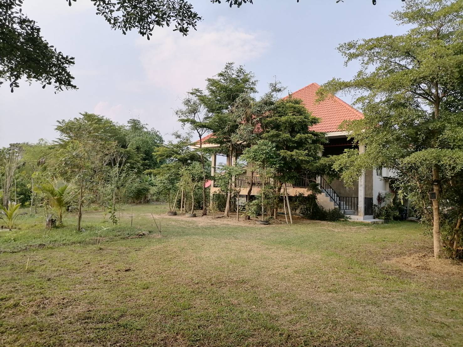 บ้านสวนในหมู่บ้านกาดฮาว ต.สะลวง อ.แม่ริม เชียงใหม่ 5-0-96