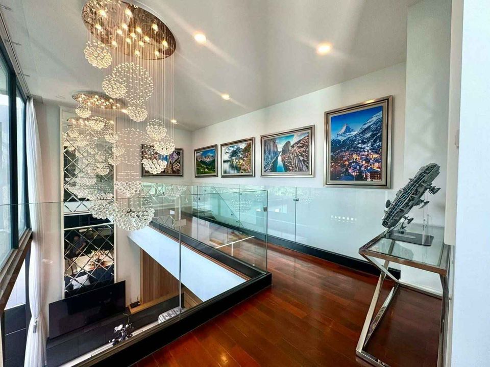 ขาย Pool villa (3ชั้น) โซนเจ็ดยอด ใกล้มหาวิทยาลัยเชียงใหม่และนิมมาน