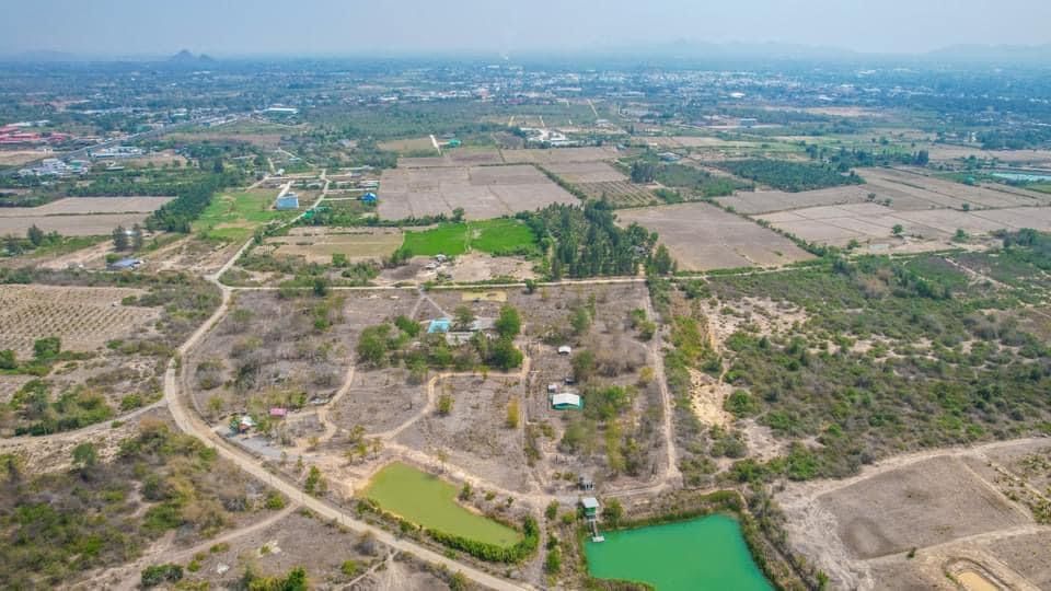 ขายด่วน‼️ที่ดินเปล่า ใกล้ถนนหลักเพชรเกษม 🛣️เส้นหัวหิน-ปราณบุรี 🏦 ทำเลค้าขาย ใกล้การไฟฟ้าปราณบุรี ต.หนองตาแต้ม อ.ปราณบุรี จ.ประจวบคีรีขันธ์  📌เนื้อที่รวม 36 ไร่ 1 งาน 31 ตารางวา