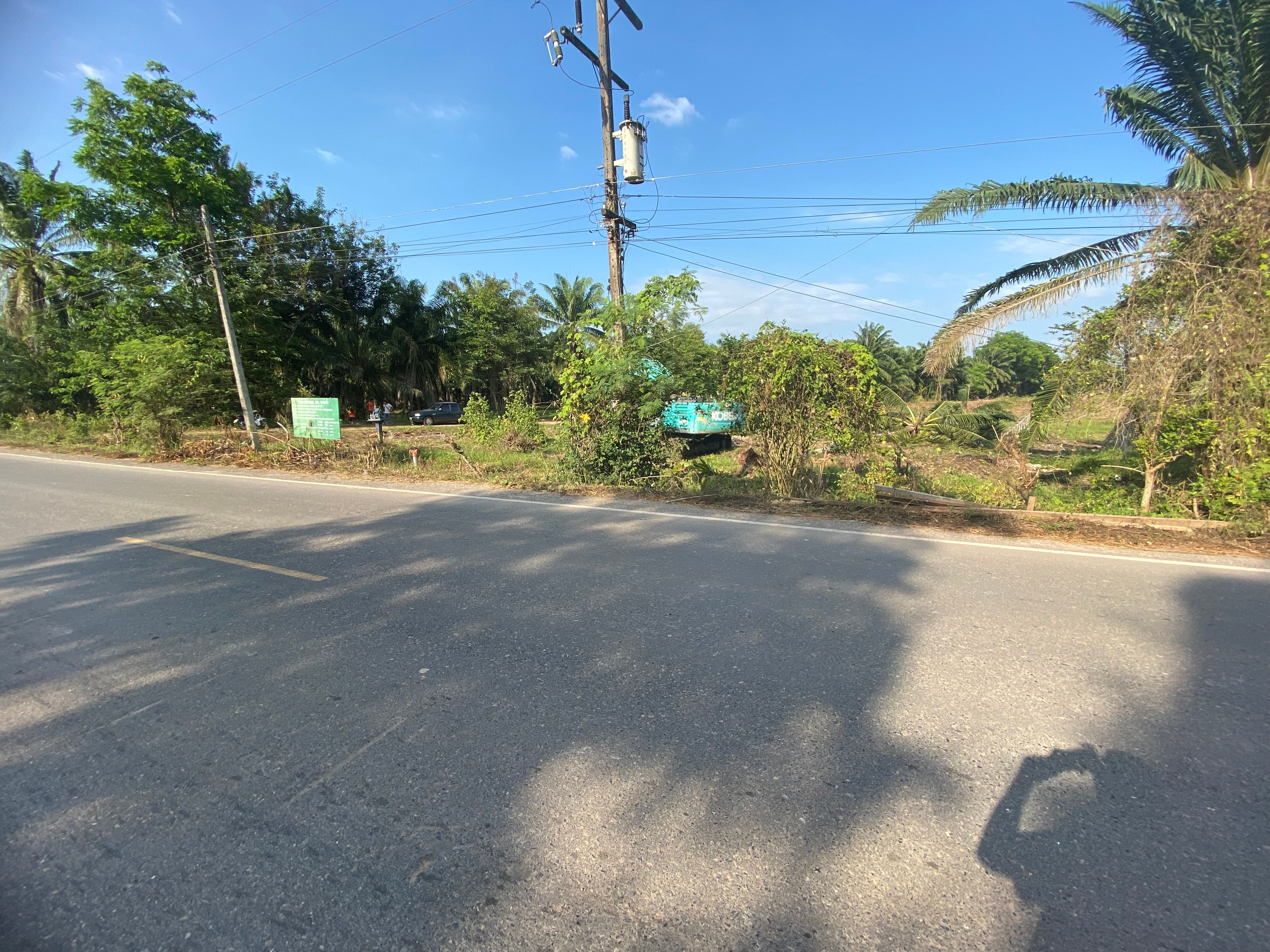 ขายที่ดินเมืองสุราษฎร์ธานี ติดถนน