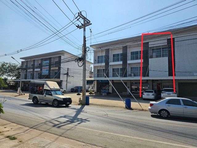 ขายอาคารพาณิชย์ 3 ชั้น สามพราน นครปฐม | 16.5 ตร.ว. | 2 นอน 3 น้ำ | 3.5 ล้านบาท