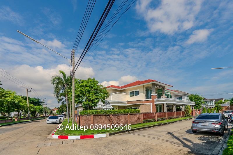 ขายบ้านเดี่ยว Casa Ville รังสิต–คลอง 2 หลังมุม 111 ตรว. 455 ตร.ม. 5 ห้องนอน 5 ห้องน้ำ ใกล้ Future Park ติดถนนรังสิต–นครนายก ทำเลดี พื้นที่เยอะ เหมาะสำหรับครอบครัวใหญ่