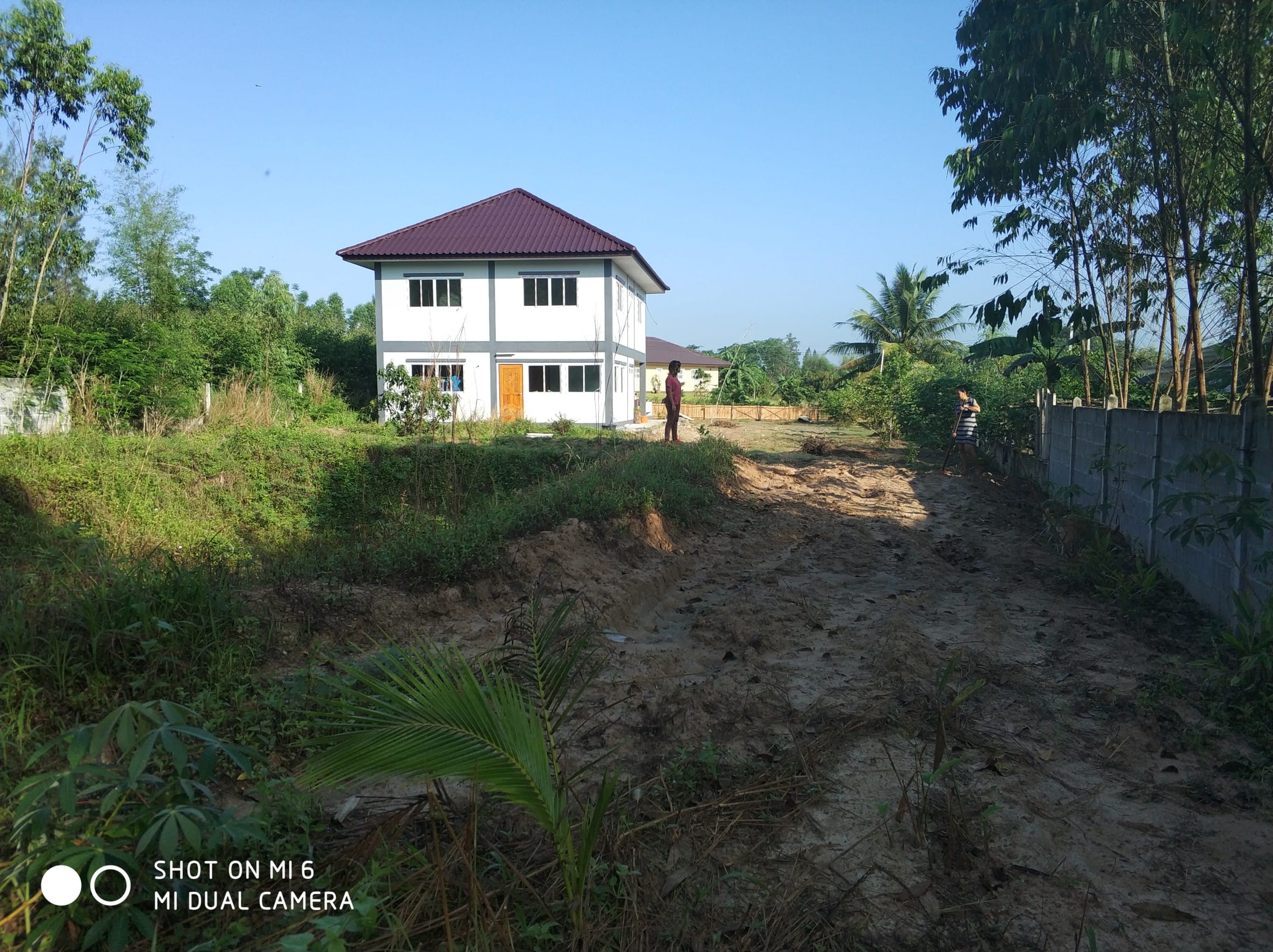 บ้านเดี่ยว 2 ชั้น พร้อมที่ดิน หนองอิรุณ