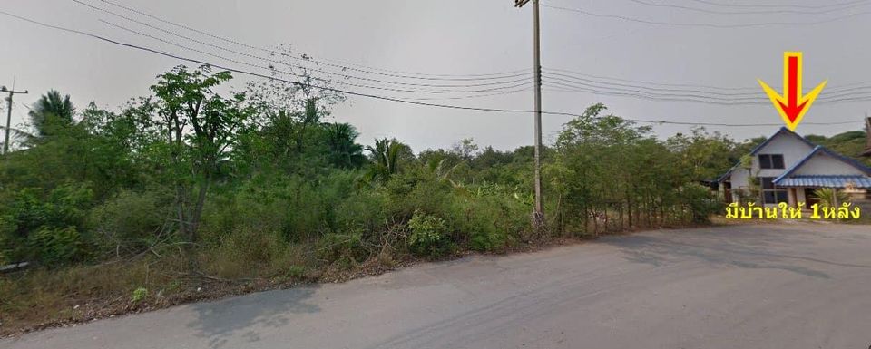 ที่ดินใกล้ถนนสวนส้ม มีบ้าน 1 หลัง ติดถนน หลังติดคลอง สมุทรสาคร