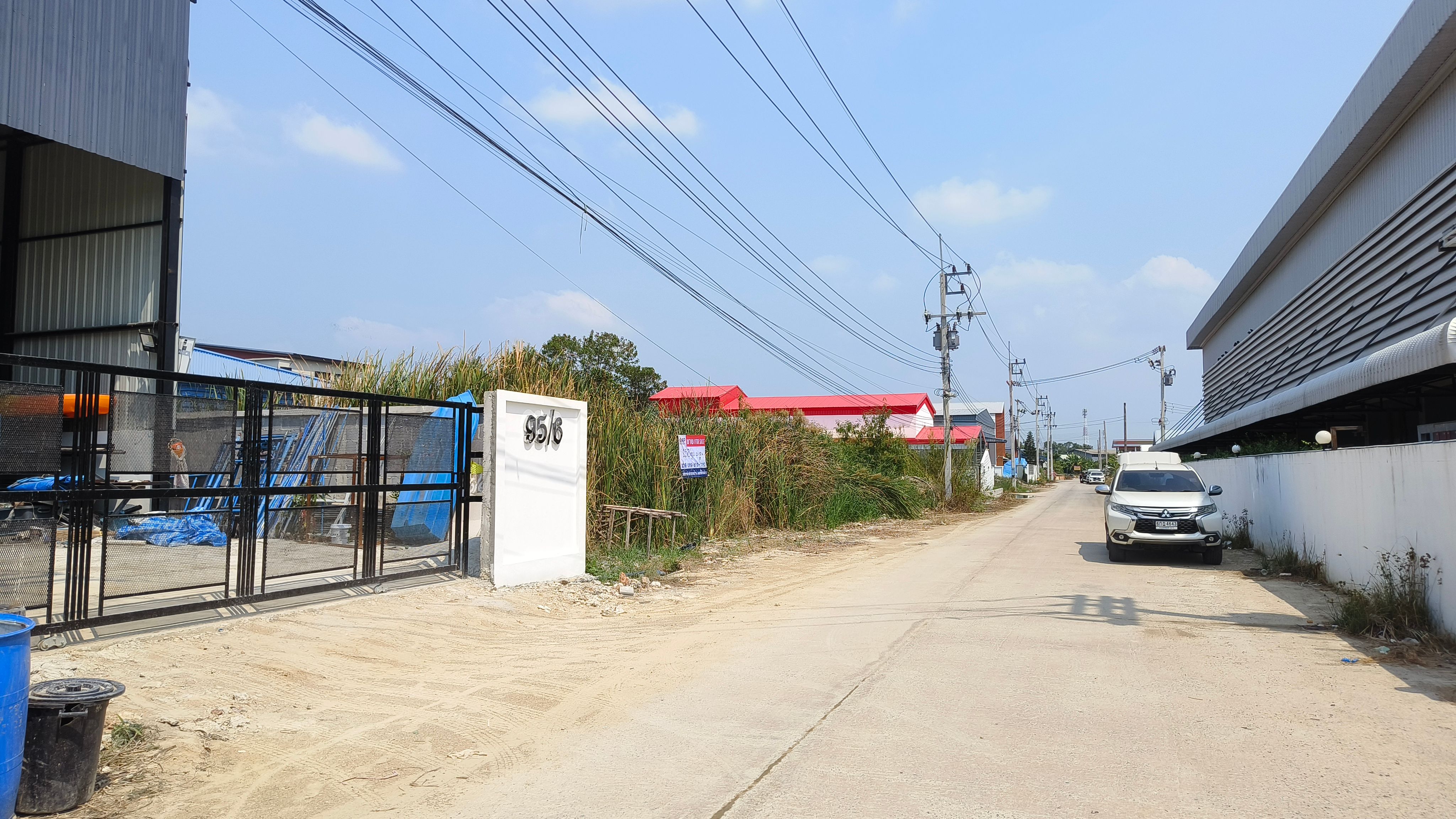 ขายด่วน ที่ดินแปลงเล็ก แนวถนน 340