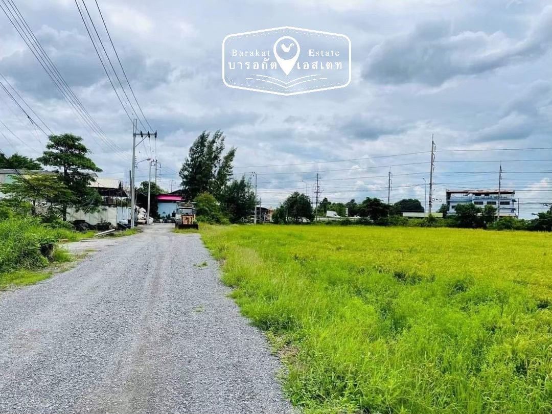 ที่ดินทำเลดี เข้าซอยเพียง 100 เมตร  เขตมีนบุรี