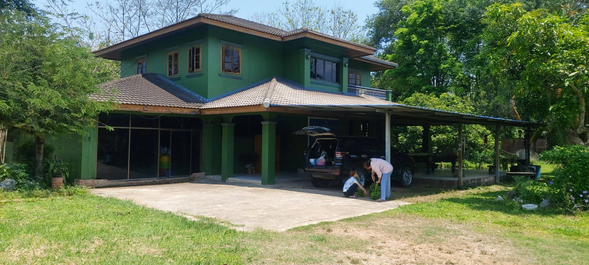 บ้านพร้อมที่ดิน มีบ้านหลังใหญ่ 1 เล็ก 3 เชียงราย 6-0-72