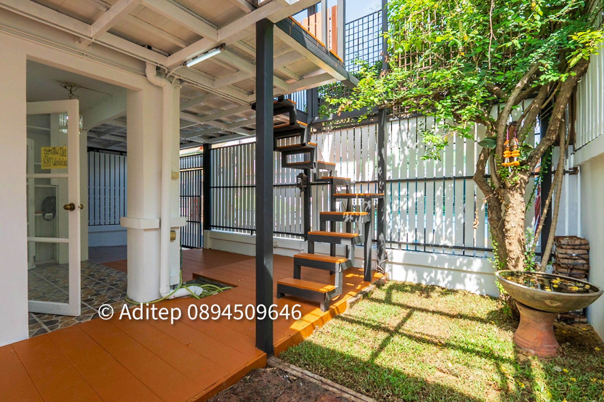 ขายบ้านแฝด พฤกษา 30/1 บ้านกล้วย-ไทรน้อย บางบัวทอง นนทบุรี 2 ชั้น 35.4 ตรว. 3 ห้องนอน 2 ห้องน้ำ ต่อเติมเทอเรซ สวนข้างบ้านกว้าง ใกล้เซ็นทรัลเวสต์เกต 