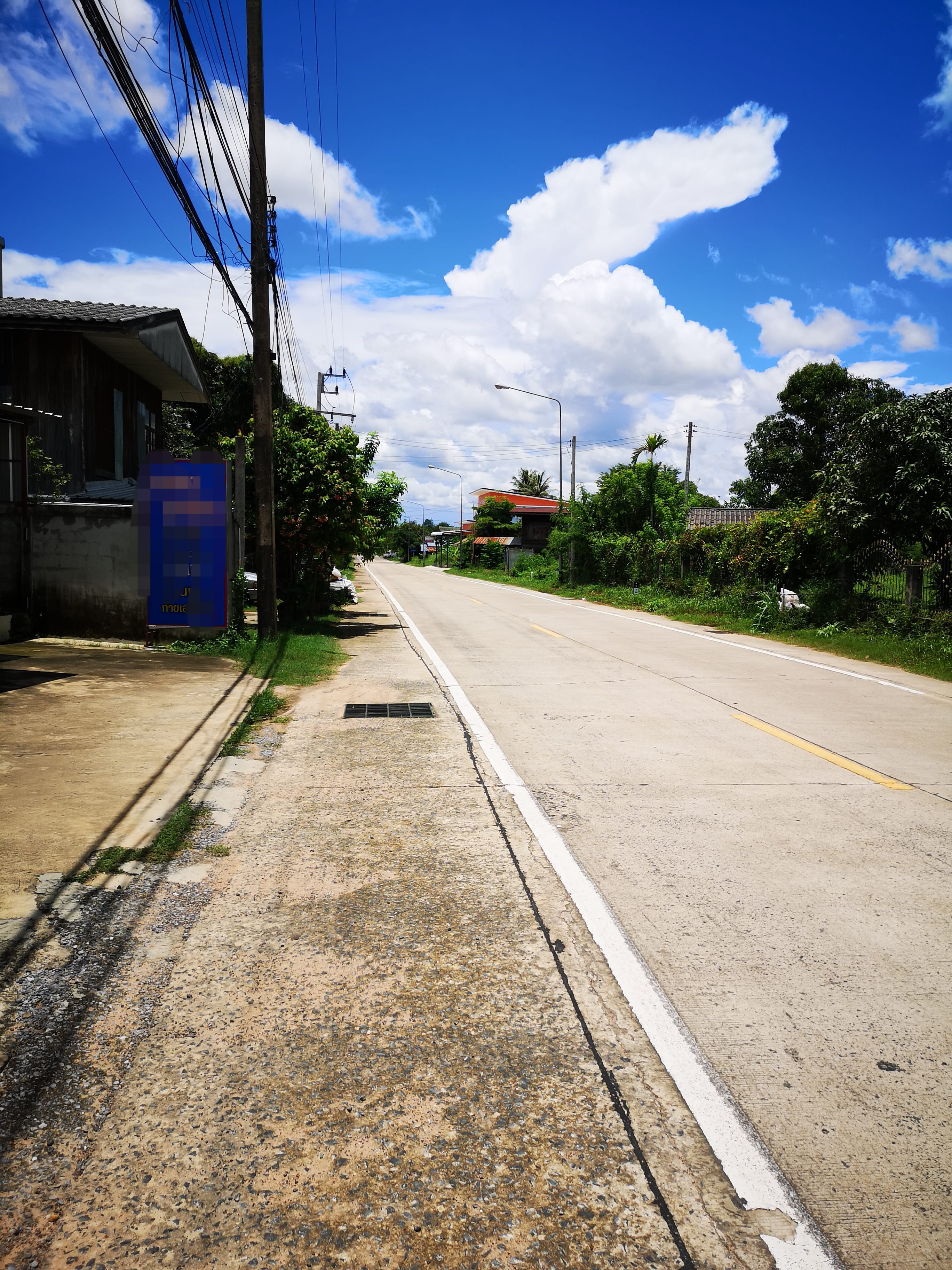 อาคารพาณิชย์พร้อมที่พัก ติดถนน พื้นที่เยอะ