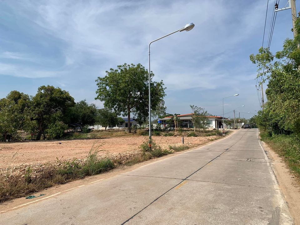 ที่ดินถมแล้ว  121 ตร.ว ใกล้หาดสุชาดา ระยอง