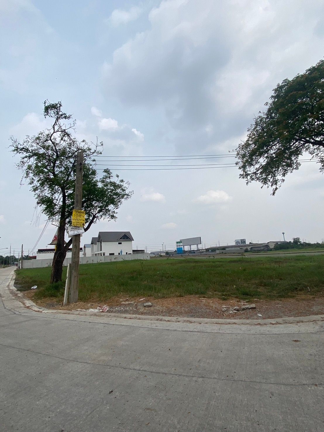 ขายที่ดินปทุมธานี ทำเลดี แปลงสวย ใกล้ดรีมเวิล์ ลำลูกกา 1-2-92
