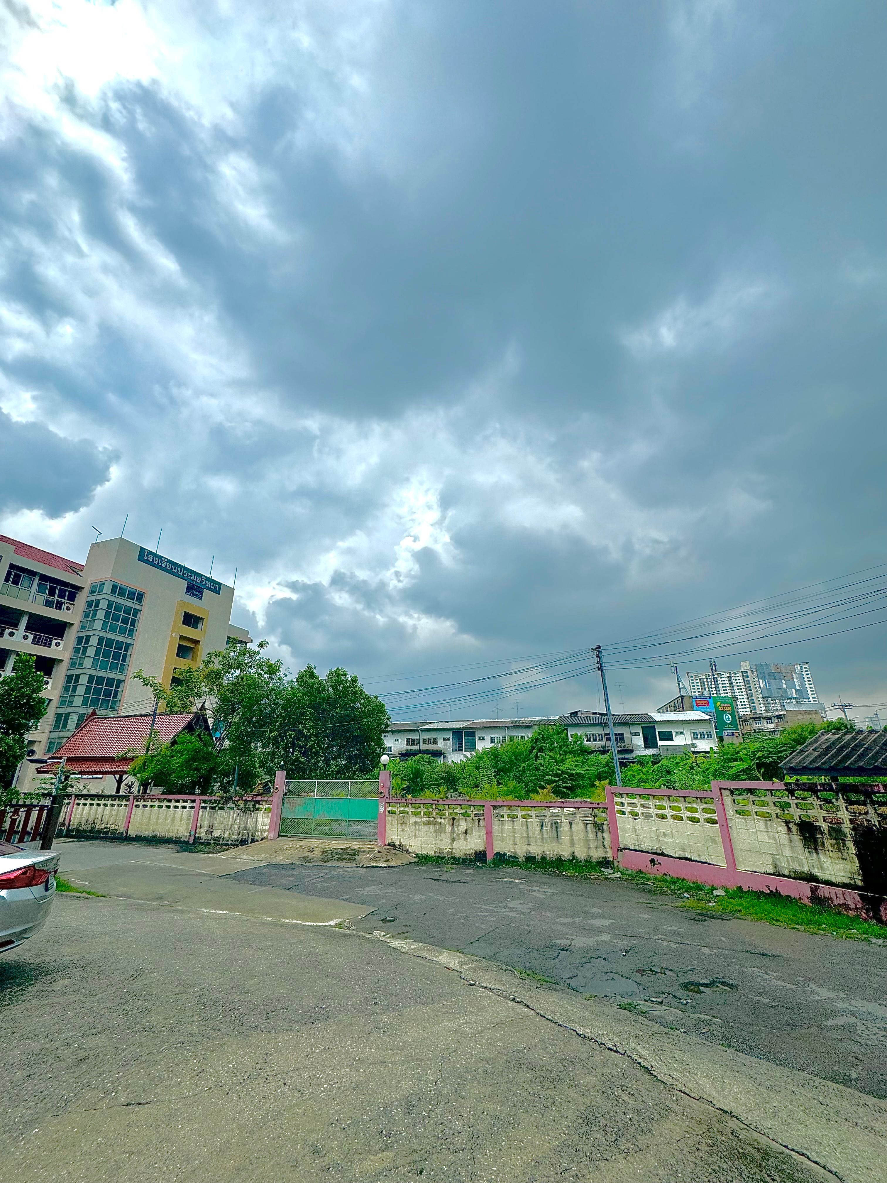 ขายที่ดินสวยต้นถนนจรัญสนิทวงศ์