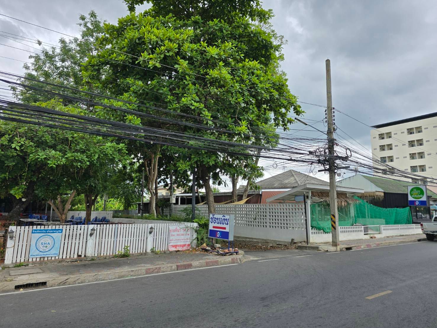 ขายที่ดินราชนิกูล ซอย 6 ใกล้ลานย่าโม 68 ตรว. อ. เมือง จ.นครราชสีมา