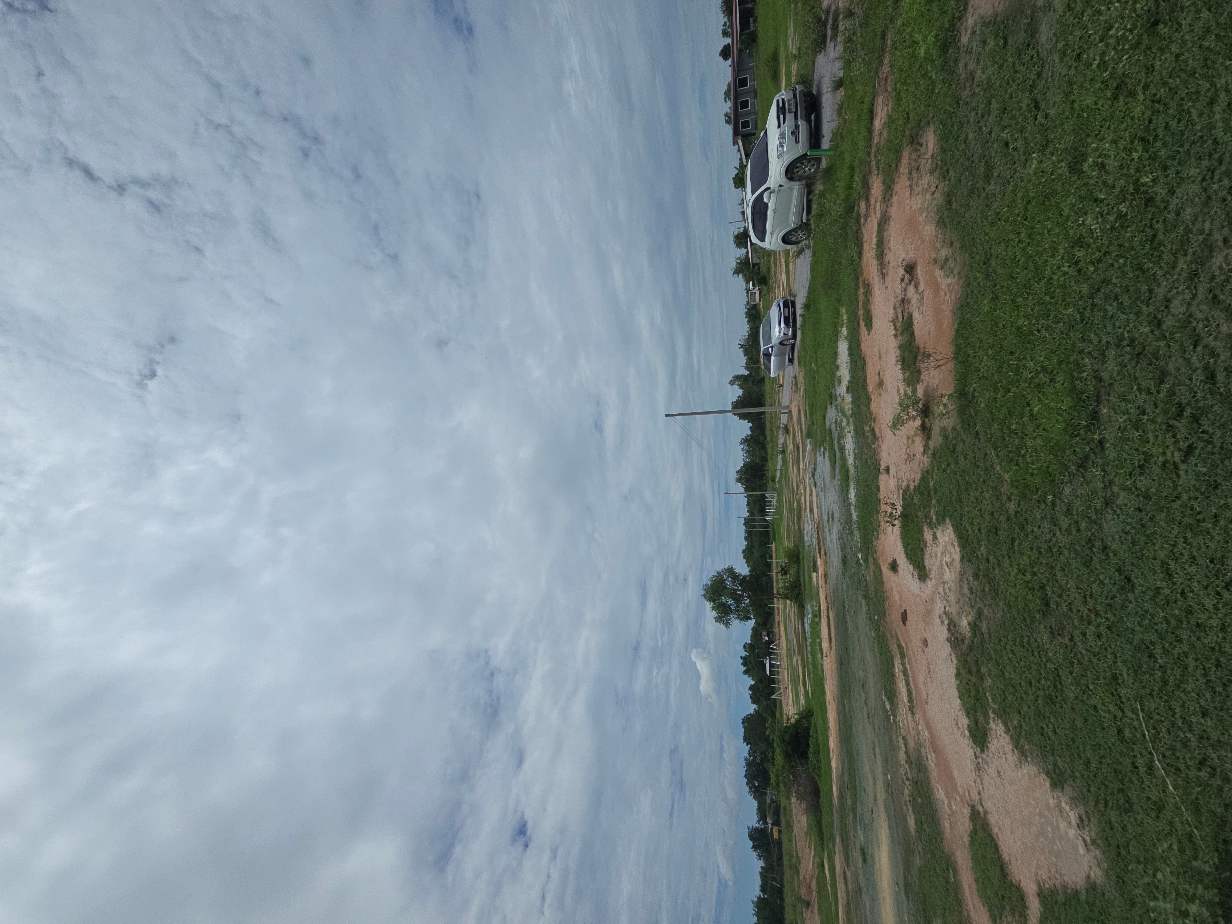 ที่สวยเหมาะ มีน้ำไฟพร้อม 