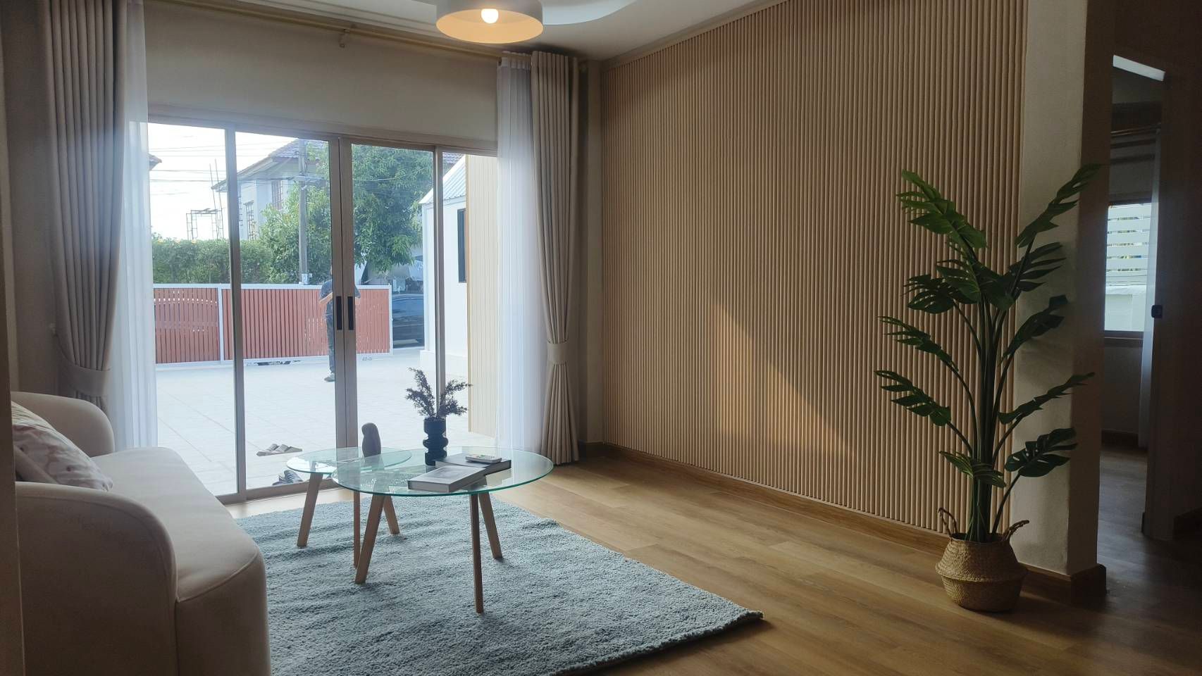 บ้านเดี่ยว 2 ชั้นรีโนเวทสวยใหม่ทั้งหลัง หมู่บ้านเคซี 9 ซอยนิมิตรใหม่ 4