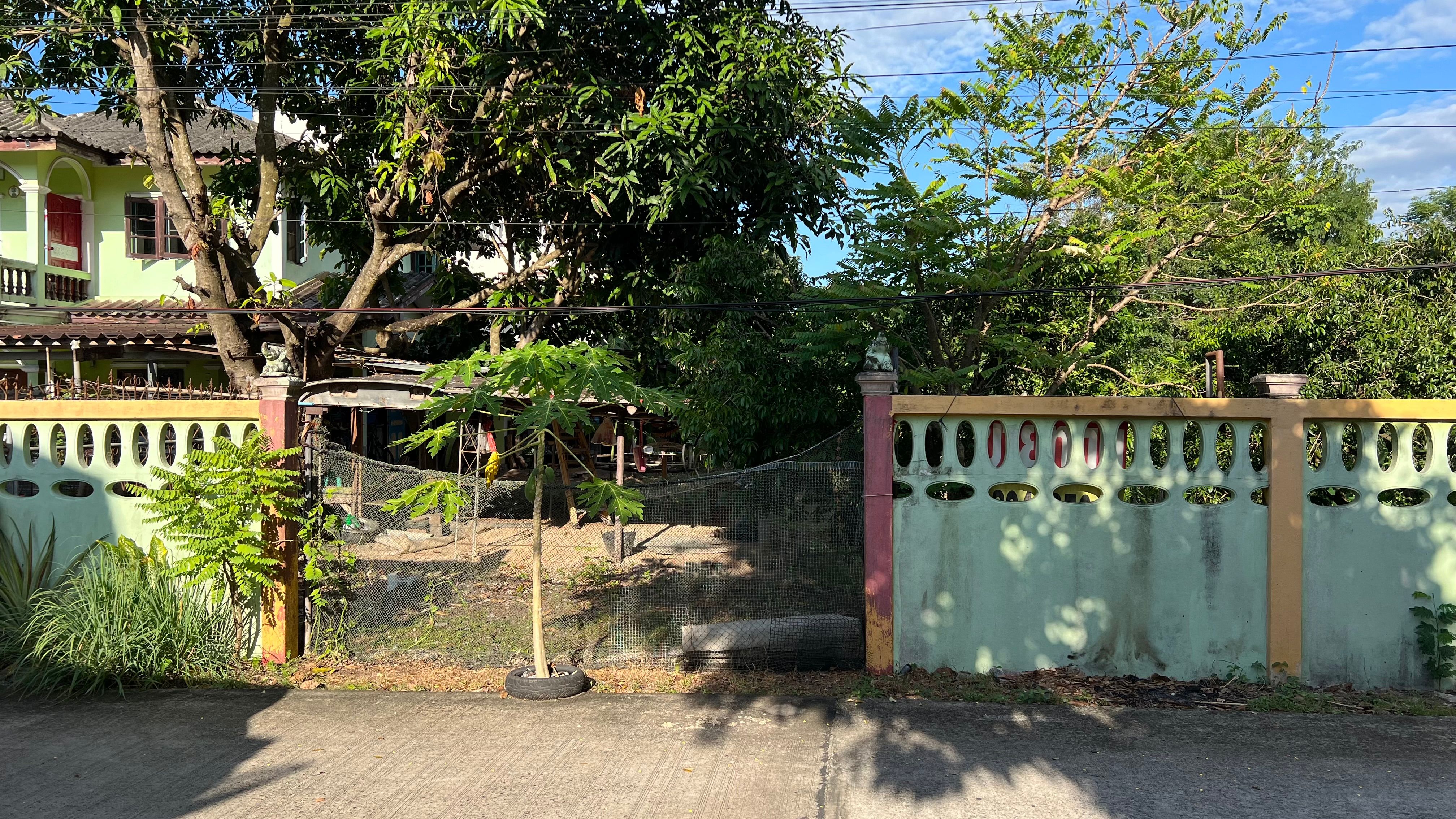 ขายที่ดิน 70 ตร.ว. ถนนเทศบาลดำริ ซอย 11 (ซอยถนอมจิตร) ต.หน้าเมือง อ.เมืองปราจีนบุรี