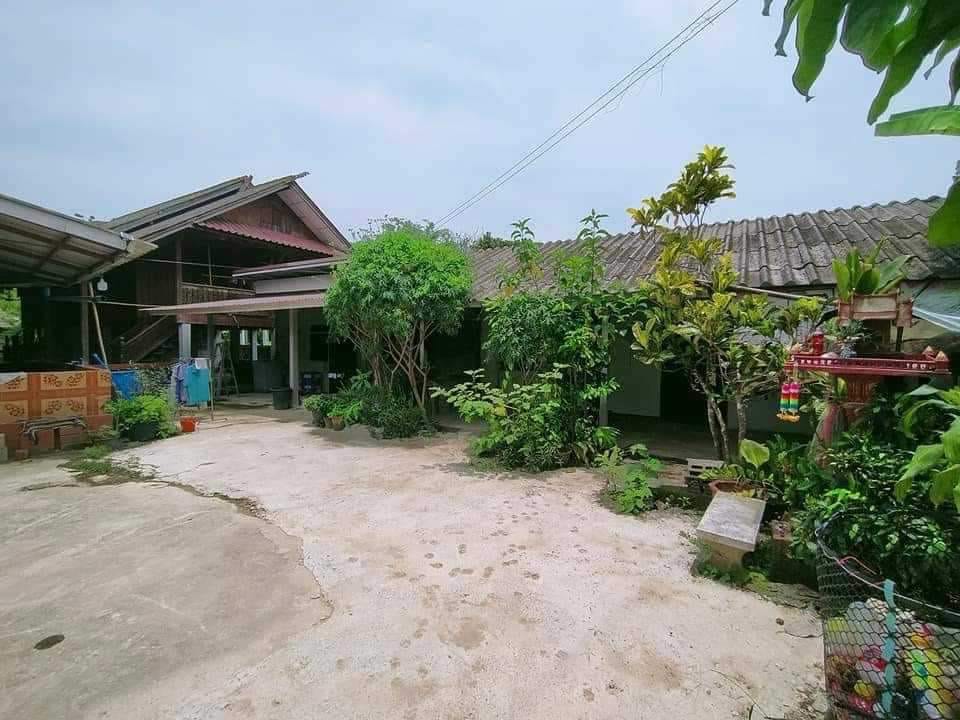 บ้านพร้อมที่ดิน พร้อมห้องเช่า7ห้อง