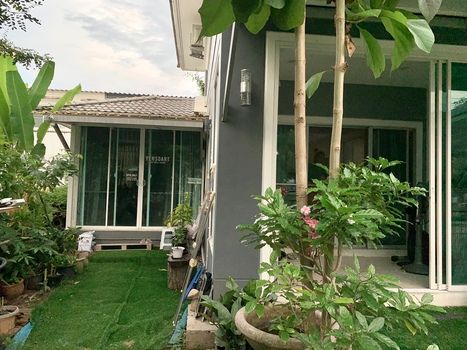 ขายบ้านเดี่ยว 2 ชั้น 75 ตรว. วิวหน้าทะเลสาบ ใกล้ม.อัสสัมชัญ สุวรรณภูมิ