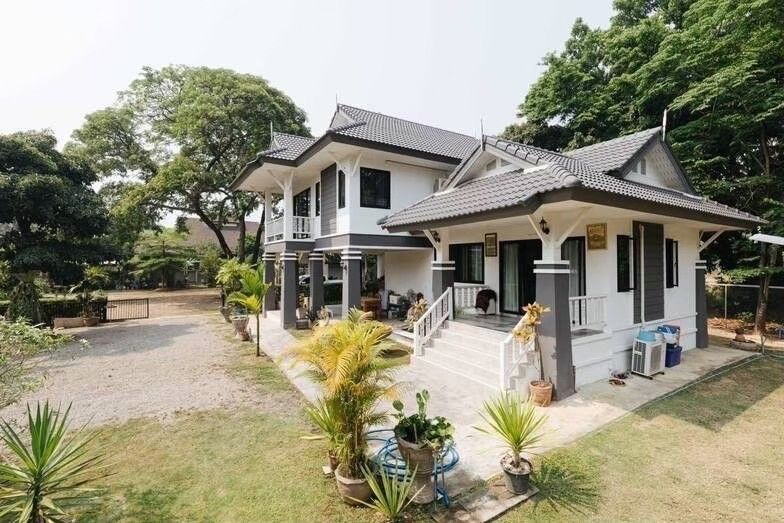 ขายบ้านเชียงใหม่ อำเภอสารภี บ้านพร้อมที่ดินทำเลดี ใกล้แหล่งอำนวยความสะดวกรอบด้าน เข้า-ออกสบาย 0-3-71.6