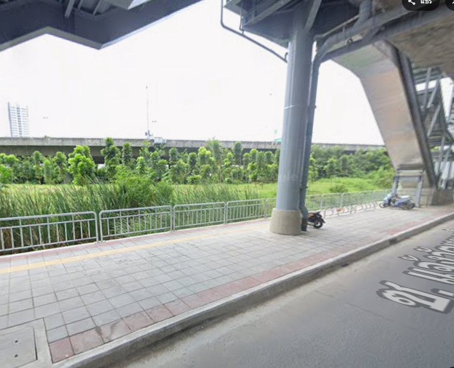 ขายที่ดินนนทบุรี ปากเกร็ด ที่ดินทำเลสวย เหมาะลงทุน ติดสถานีทะเลสาบเมืองทอง 2-0-83 ไร่.