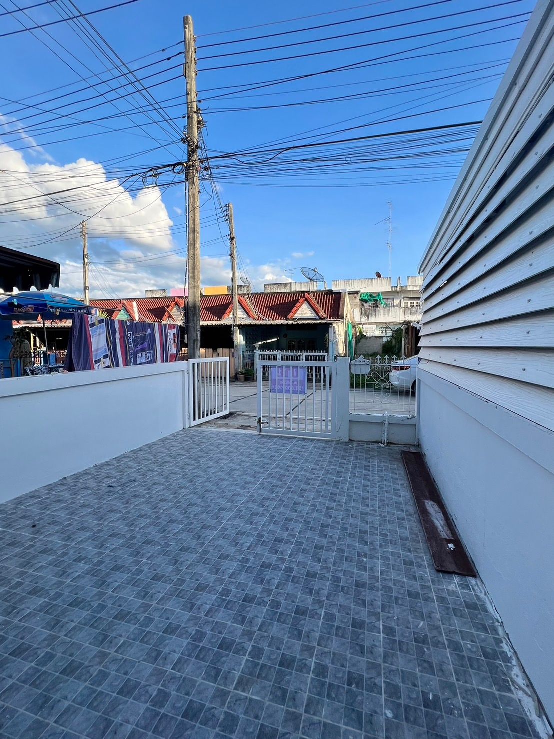 ขายทาน์โฮมประจวบฯ 2 ชั้น ใกล้ถนนรัฐบำรุง ใกล้ โรงเรียนวันทามารีอา ปราณบุรี 0-0-20 ไร่.