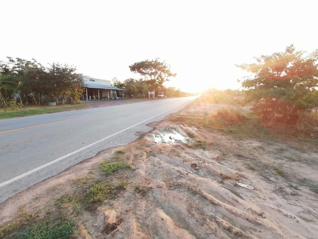 ที่ดินถมแล้ว จตุรพักตรพิมาน-ปทุมรัตน์ ร้อยเอ็ด 1 ไร่